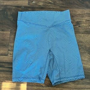 Balance athletica / vitality blue biker leggings